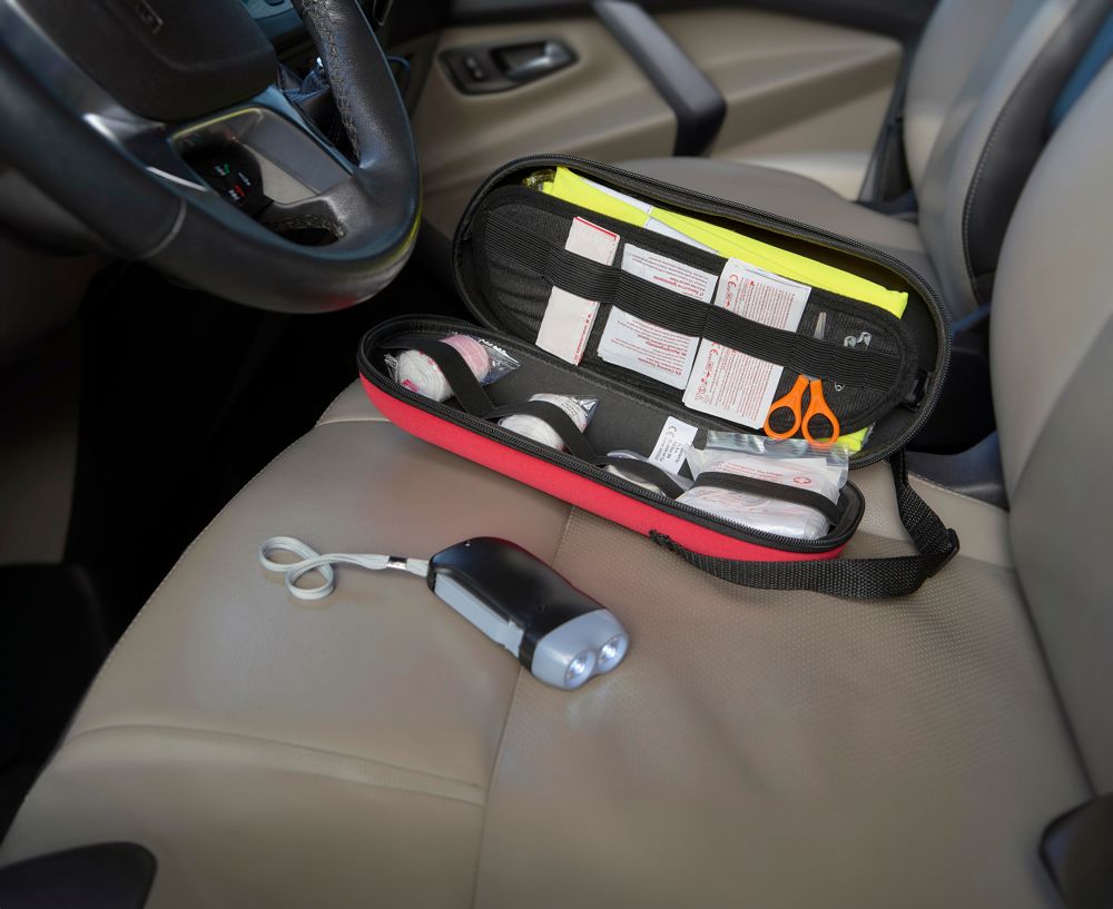 Car first aid kit Hazel | 40 pieces | EU only